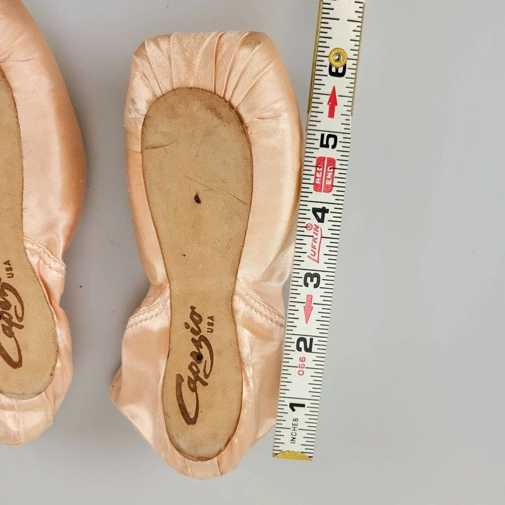 Balletcore Dance Shoes Girl 4 Pink Nude Ballet Flat Pointe Wide CAPEZIO USA